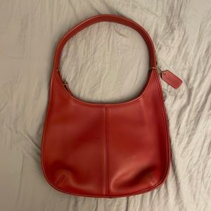 Vintage Coach shoulder bag style 9025